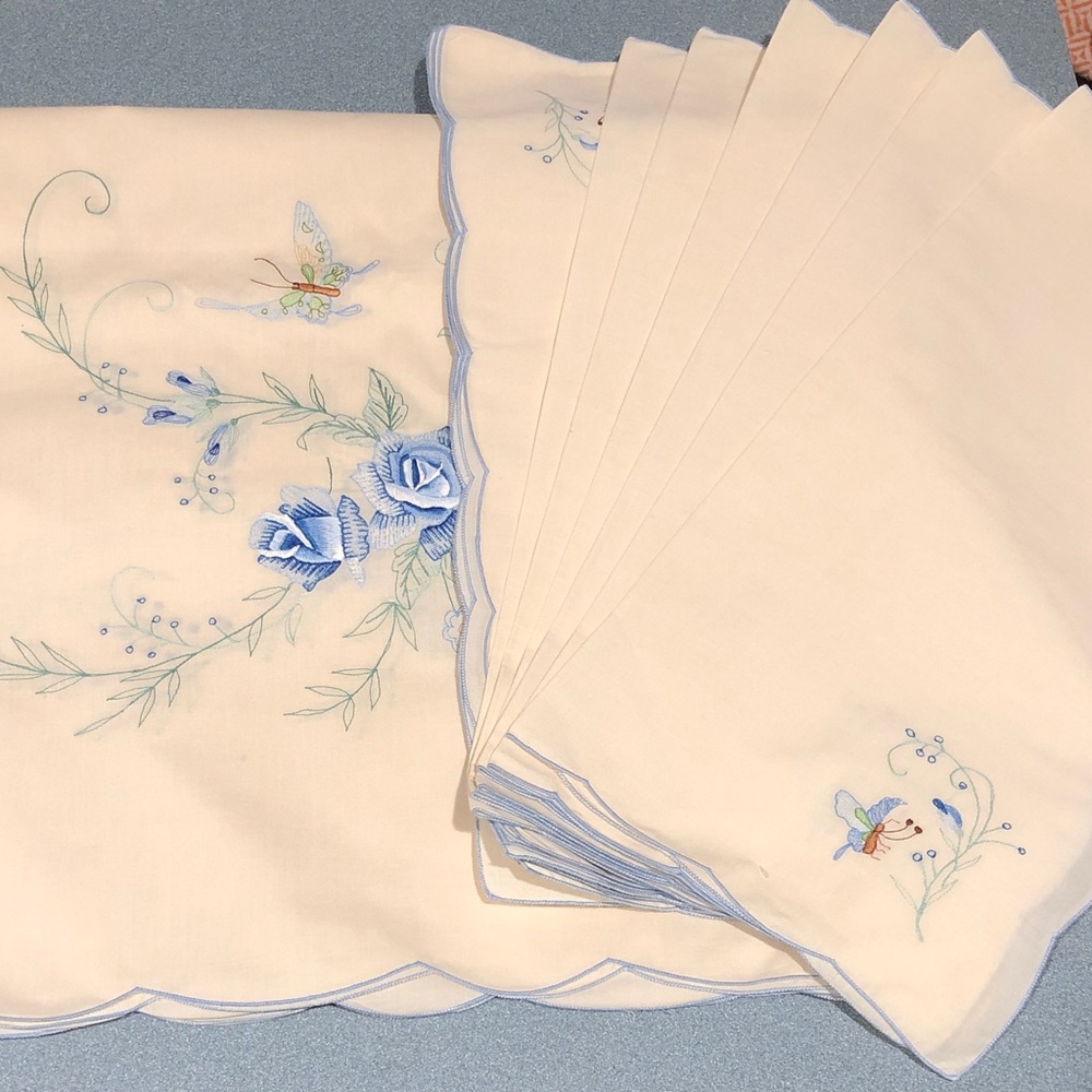 Embroidered Cream and Blue Tablecloth Set